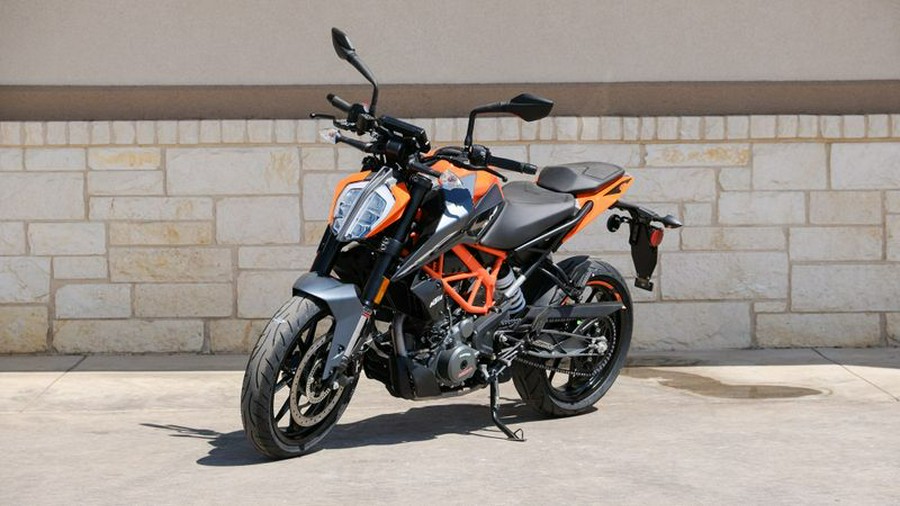 New 2023 KTM 390 DUKE