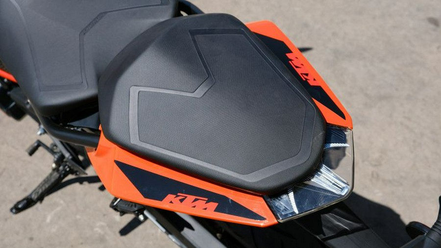 New 2023 KTM 390 DUKE