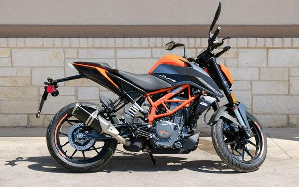 New 2023 KTM 390 DUKE