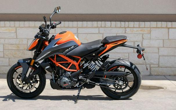 New 2023 KTM 390 DUKE