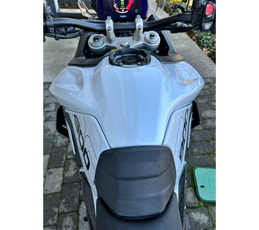 2024 Triumph Tiger 900 GT Pro