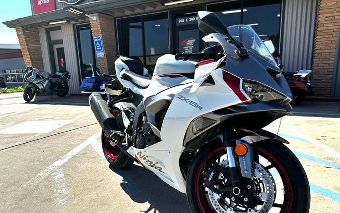 2025 Kawasaki Ninja® ZX™-6R KRT Edition ABS