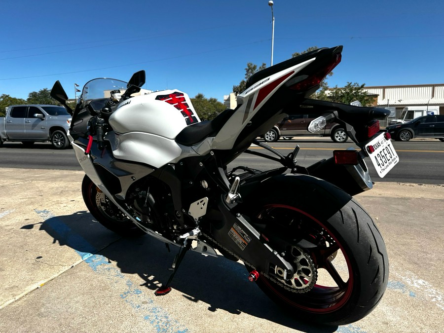 2025 Kawasaki Ninja® ZX™-6R KRT Edition ABS