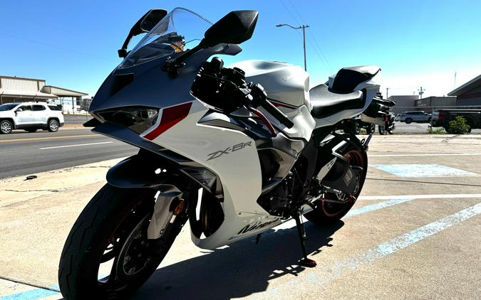 2025 Kawasaki Ninja® ZX™-6R KRT Edition ABS