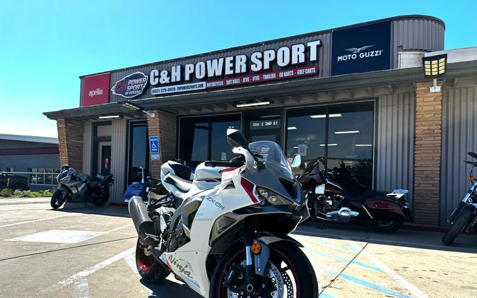 2025 Kawasaki Ninja® ZX™-6R KRT Edition ABS