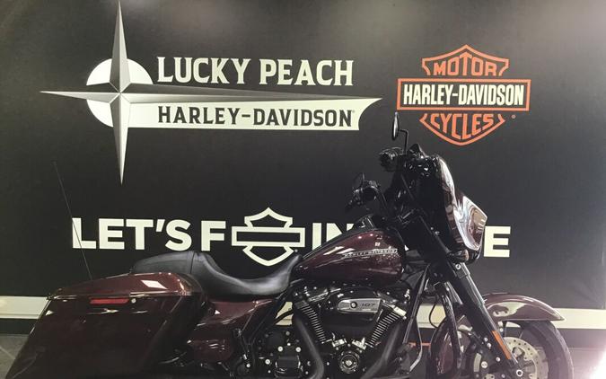 2018 Harley-Davidson® Street Glide® Special Twisted Cherry