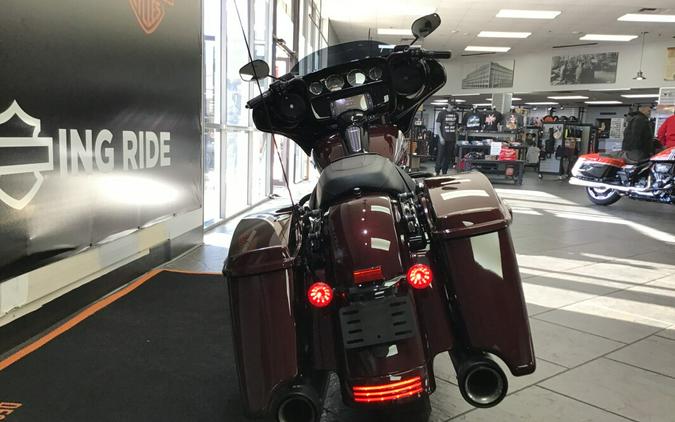 2018 Harley-Davidson® Street Glide® Special Twisted Cherry