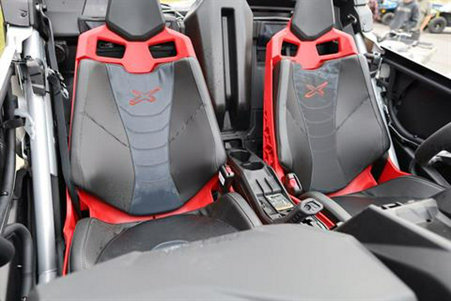 2025 Can-Am Maverick X3 X MR Turbo RR 72