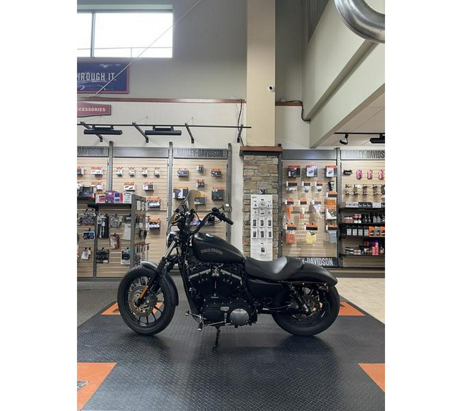 2013 Harley-Davidson® XL883N - Sportster® Iron 883™