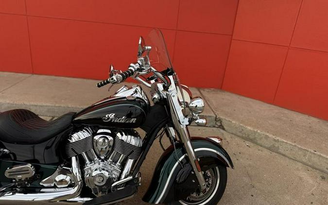 2018 Indian Motorcycle® Springfield® ABS Metallic Jade over Thunder Black