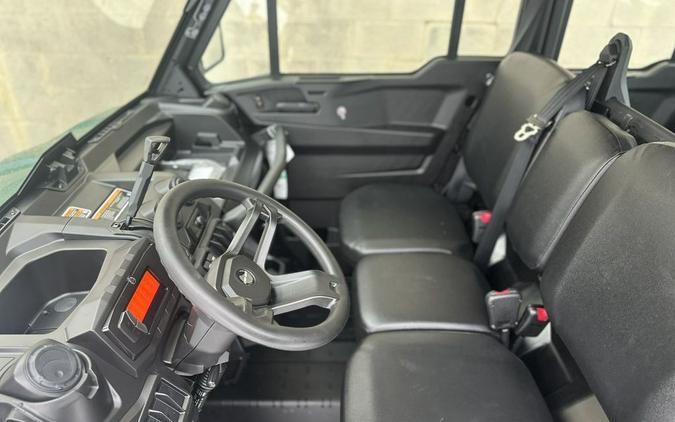 2026 Can-Am® Defender MAX DPS CAB HD10