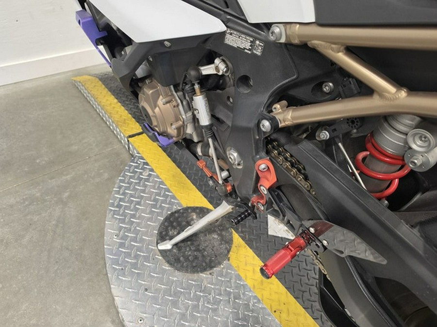 2022 BMW S 1000 RR Light White Racing Blue Racing Red