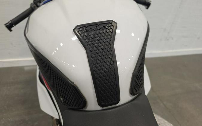 2022 BMW S 1000 RR Light White Racing Blue Racing Red