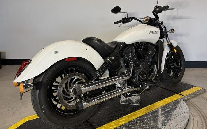2016 Indian Motorcycle® SCOUT, 900, SOLID PEARL WHITE 49S