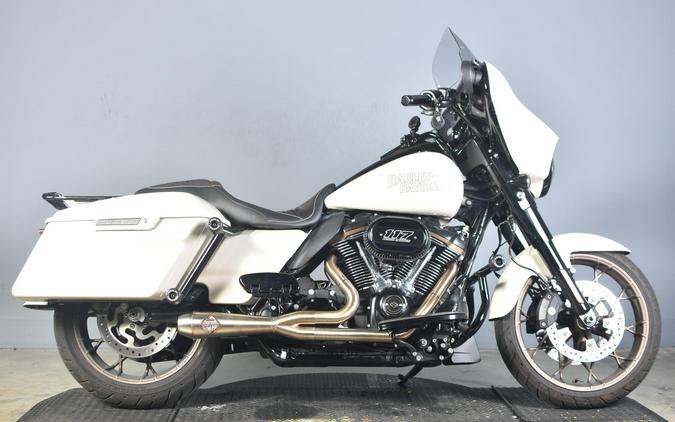 2023 Harley-Davidson Street Glide ST White Sand Pearl