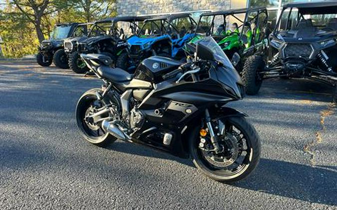 2025 Yamaha YZF-R7