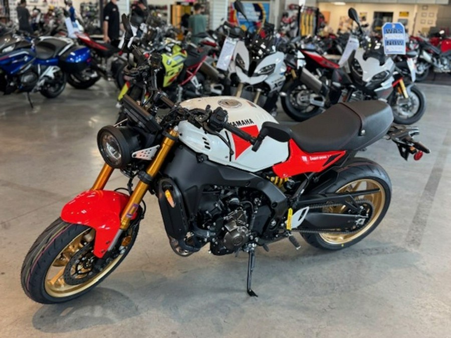 2025 Yamaha XSR 900