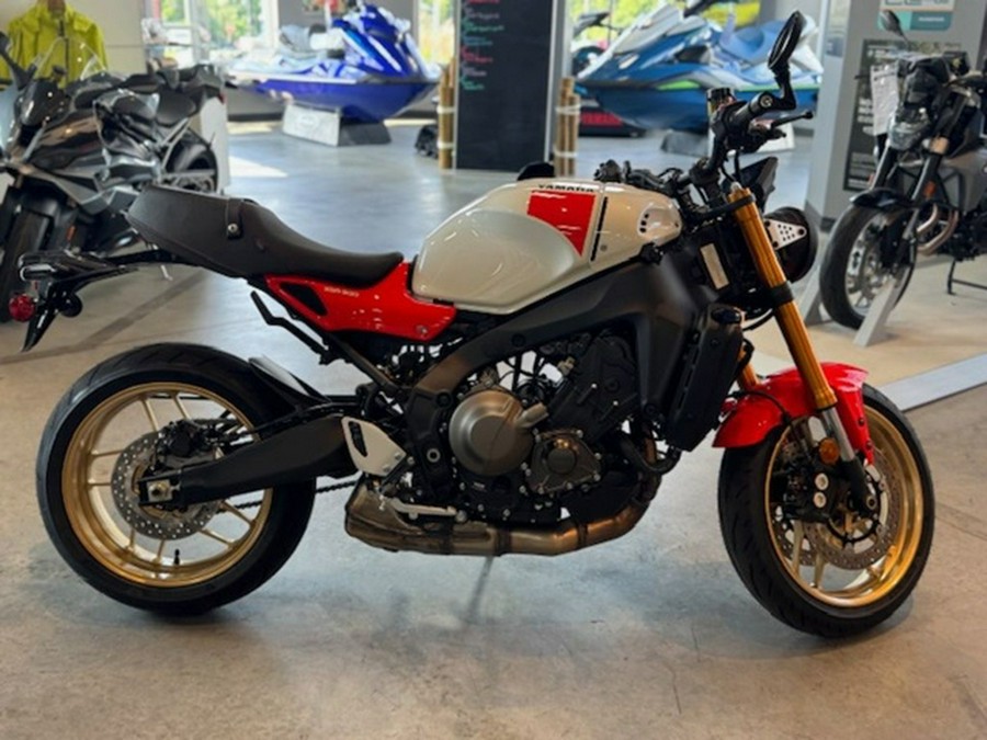 2025 Yamaha XSR 900