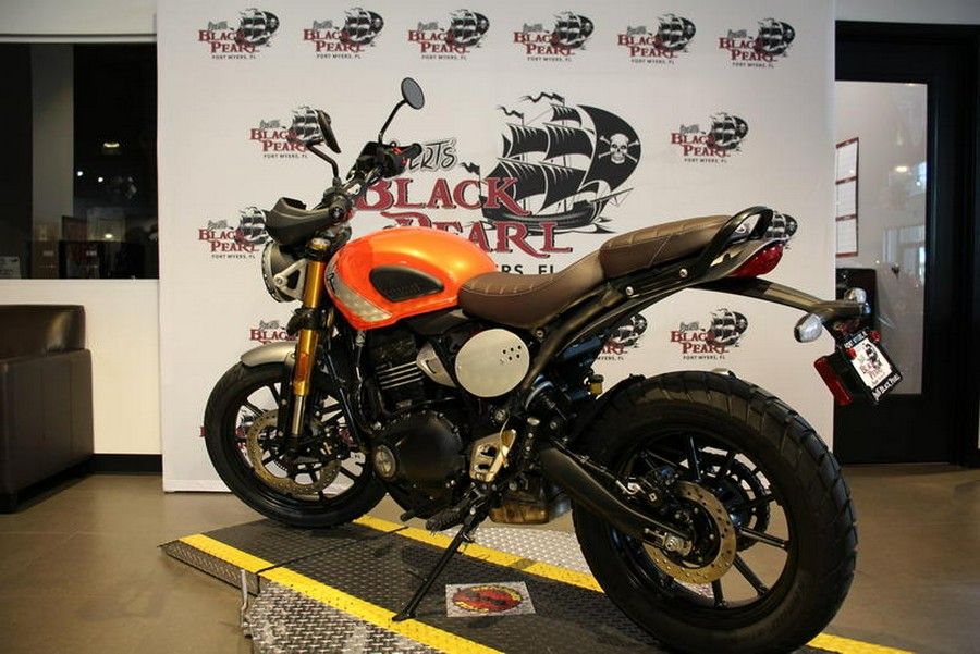 2026 Triumph SCRM400X