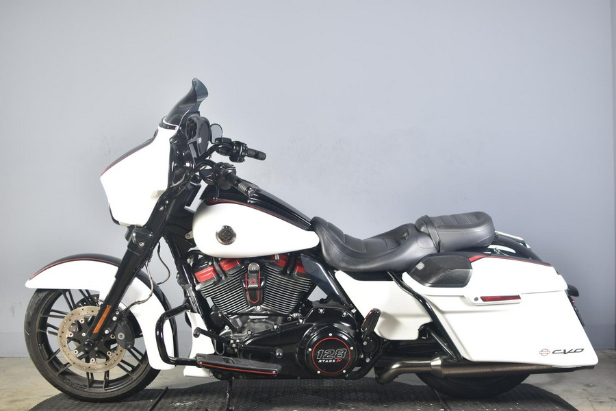 2021 Harley-Davidson CVO Street Glide FLHXSE