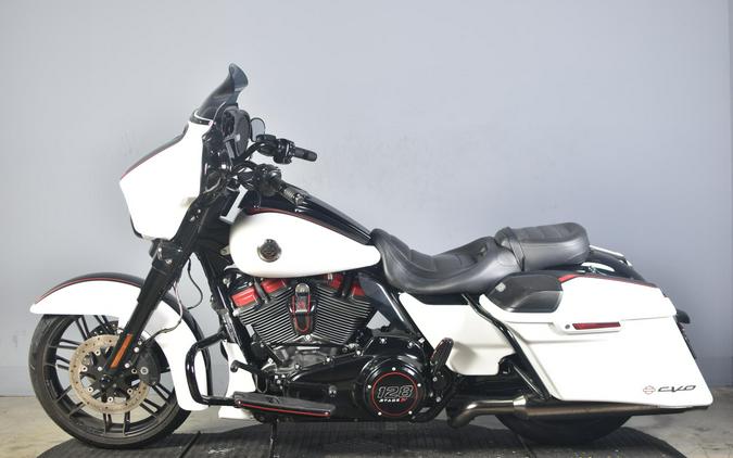 2021 Harley-Davidson CVO Street Glide Great White Pearl