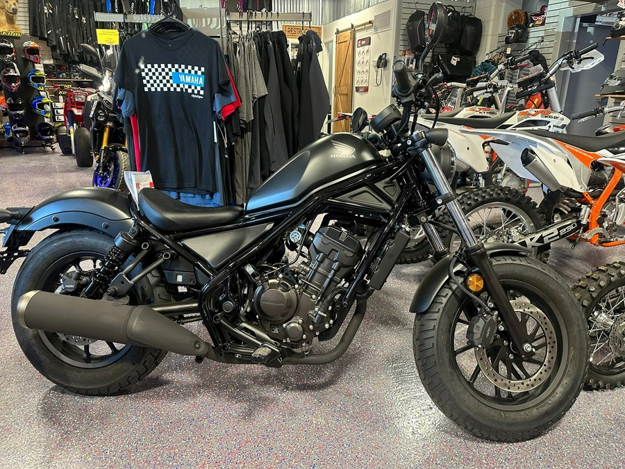 2023 Honda REBEL 300 - Matte Black Metallic