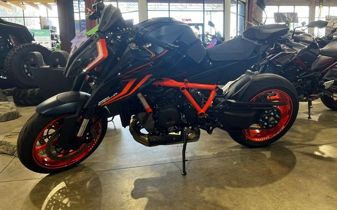 2022 KTM SUPER DUKE 1290 R