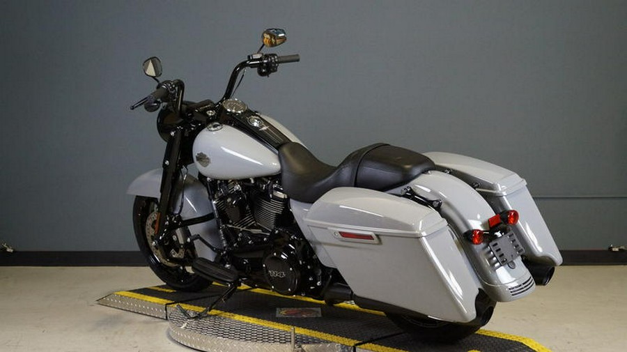 2024 Harley-Davidson® FLHRXS - Road King® Special