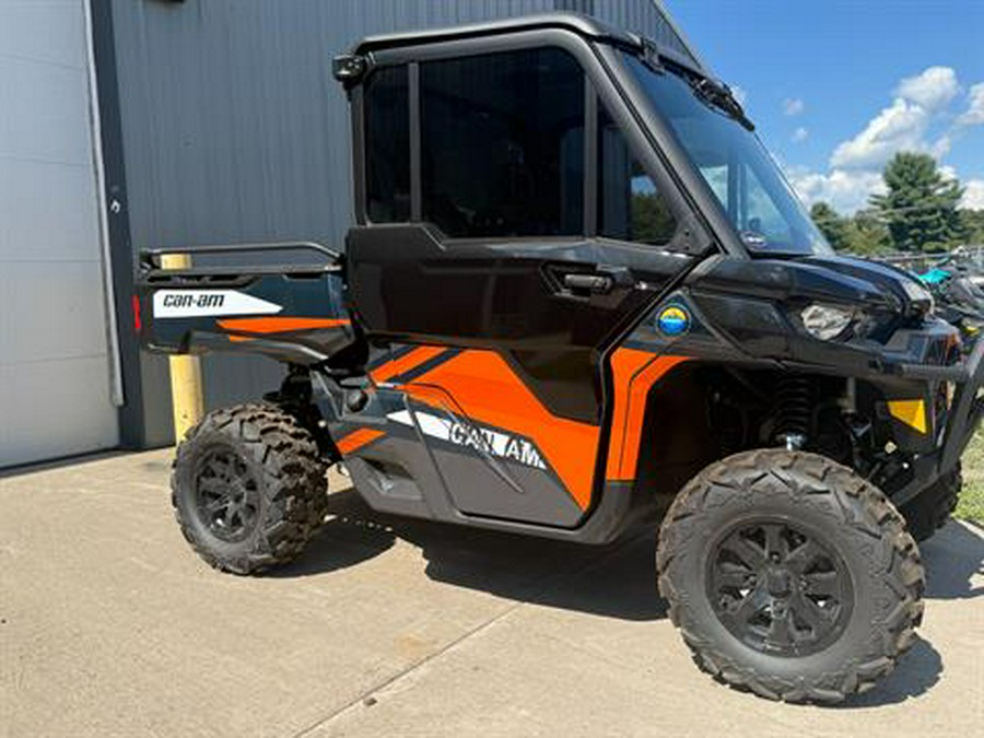 2025 Can-Am Defender DPS CAB