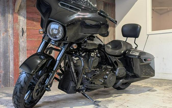 2019 Harley-Davidson® FLHXS - Street Glide® Special