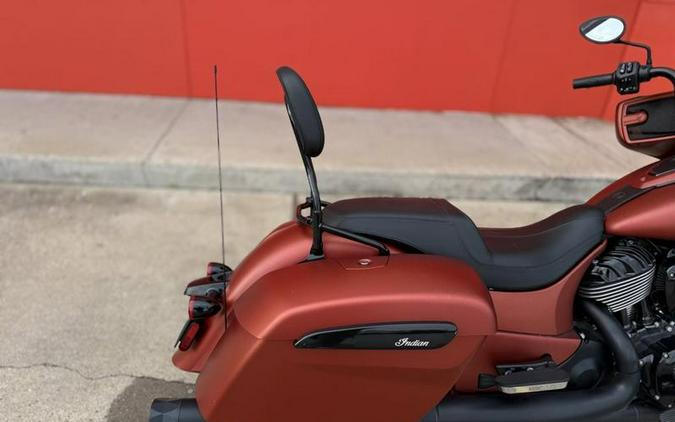 2021 Indian Motorcycle® Chieftain® Dark Horse® Icon Burnt Orange Metallic Smoke