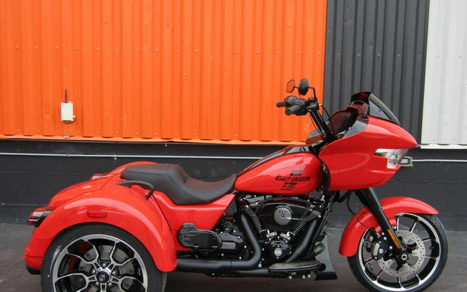 2026 Harley-Davidson® FLTRT - Road Glide® 3