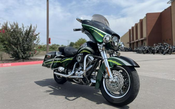2006 Harley-Davidson® FLHTCU Screamin’ Eagle Ultra Classic Electra Glide EMERALD/GREEN 950394