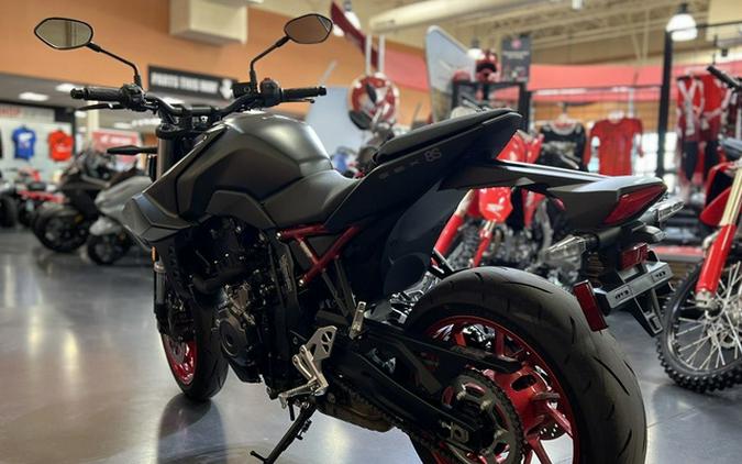 2025 Suzuki GSX 8S