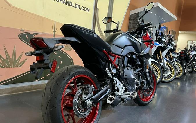 2025 Suzuki GSX 8S