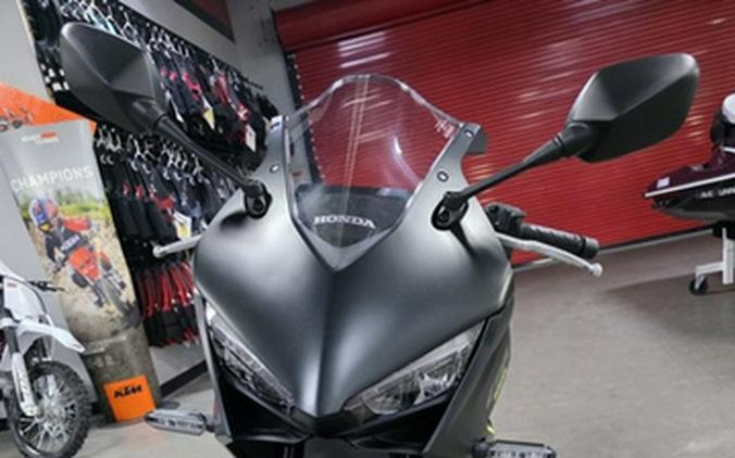 2026 Honda CBR650R E-Clutch