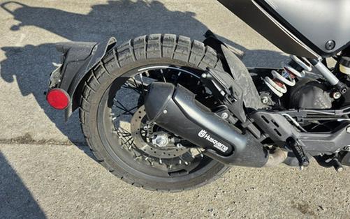 2023 Husqvarna Motorcycles SVARTPILEN 401