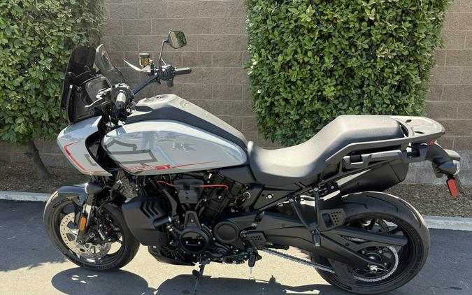 RA1250ST 2026 Pan America® 1250 ST