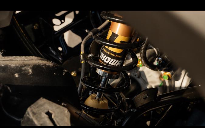 2027 Outlander X mr 1000R - Can-Am