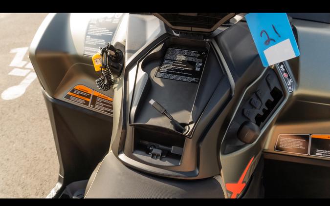 2027 Outlander X mr 1000R - Can-Am