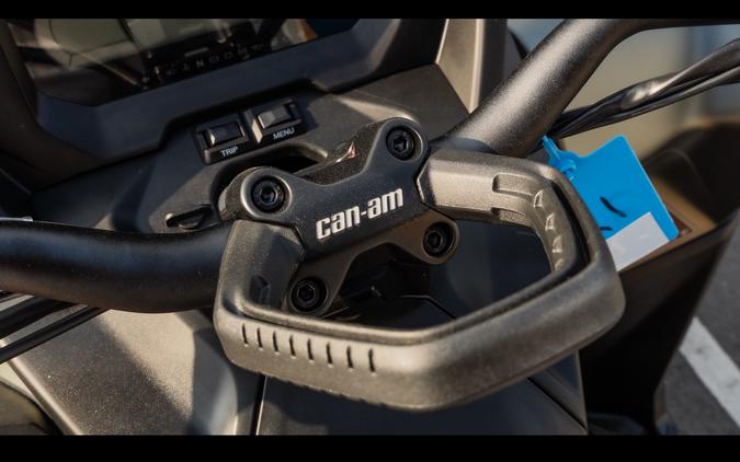 2027 Outlander X mr 1000R - Can-Am