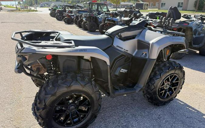 2023 Can-Am® OUTLANDER 700 XT