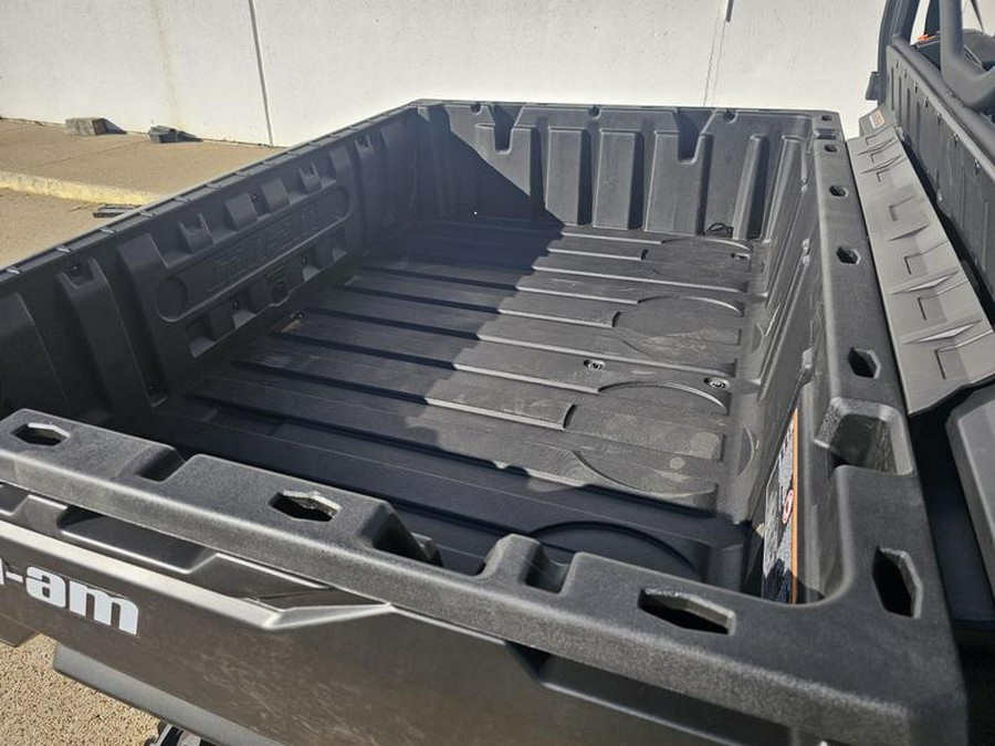 2026 Can-Am® Defender DPS HD9 Dark Wildland Camo