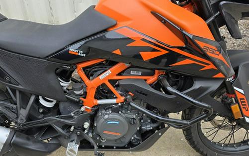 2023 KTM Adventure 390