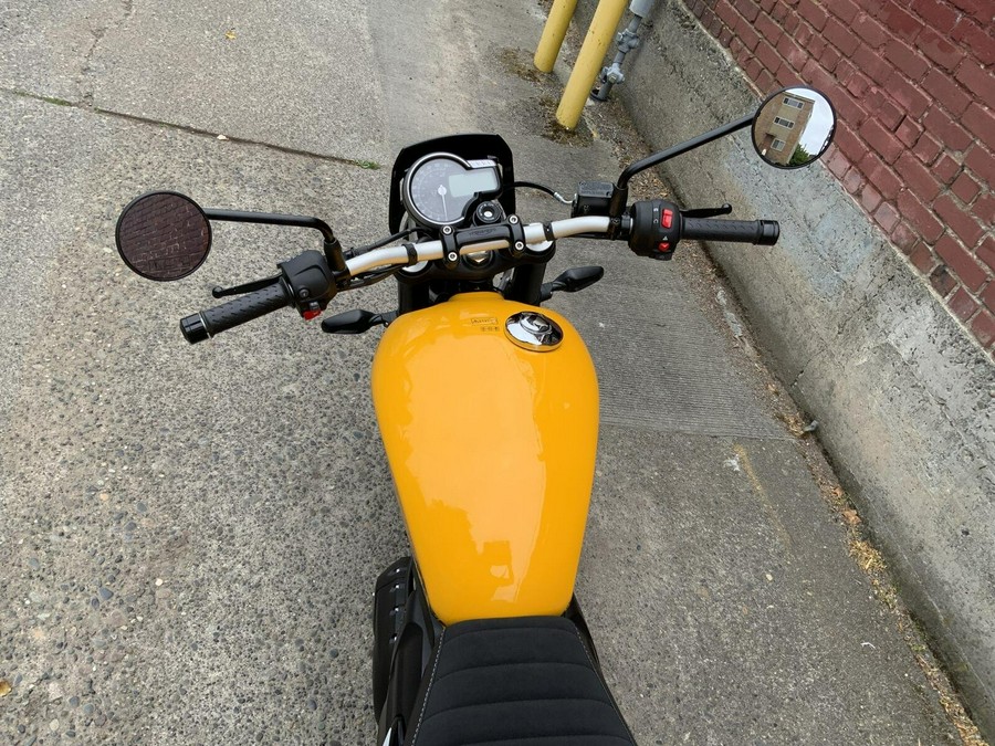 2027 Triumph STREET TRACKER 400