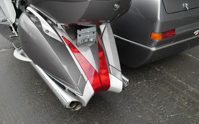 2008 Victory Motorcycles Vision Tour w/ Side Car