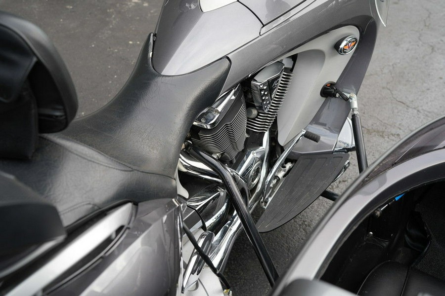 2008 Victory Motorcycles Vision Tour w/ Side Car