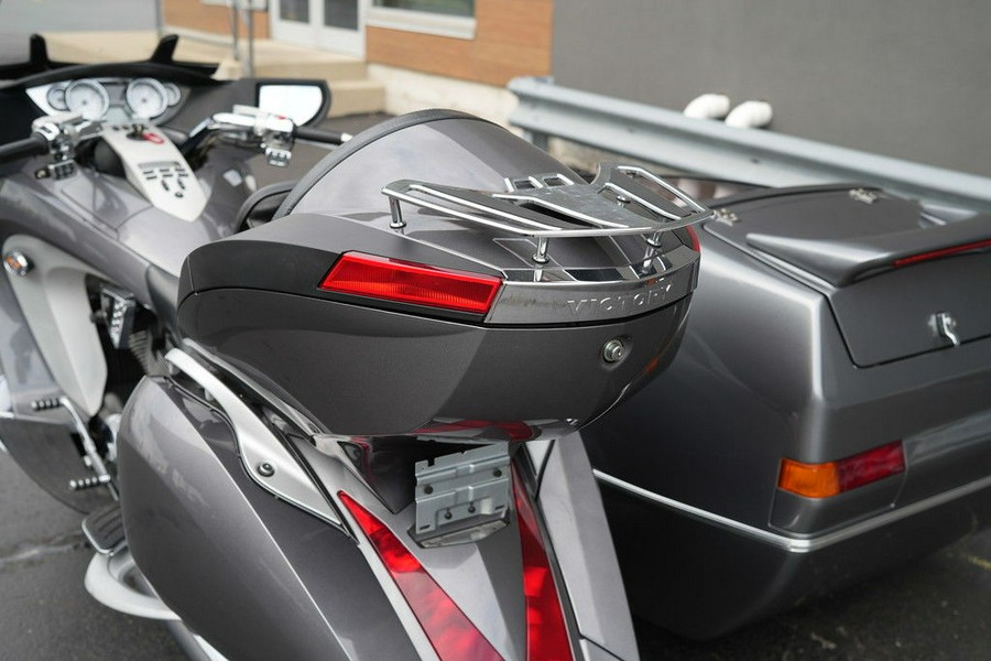 2008 Victory Motorcycles Vision Tour w/ Side Car