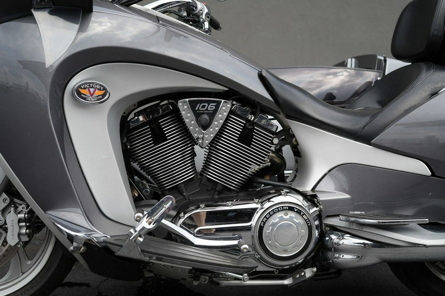 2008 Victory Motorcycles Vision Tour w/ Side Car