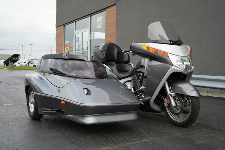 2008 Victory Motorcycles Vision Tour w/ Side Car